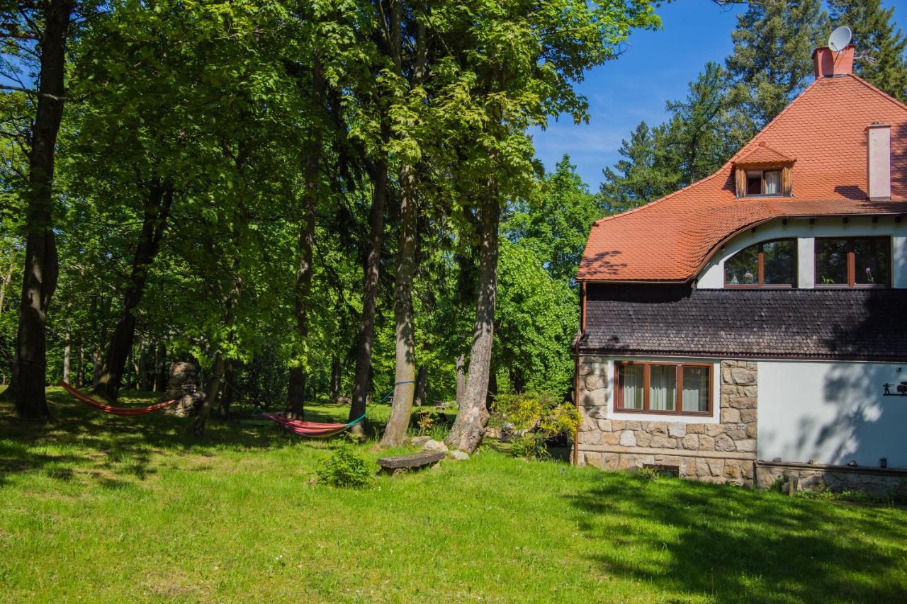 Dworek Saraswati Świeradów-Zdrój Kültér fotó